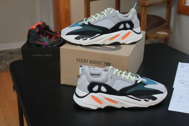 Adidas yeezy boost 700 v1 wave runner 2017 solid grey b75571 sz 12deadstock