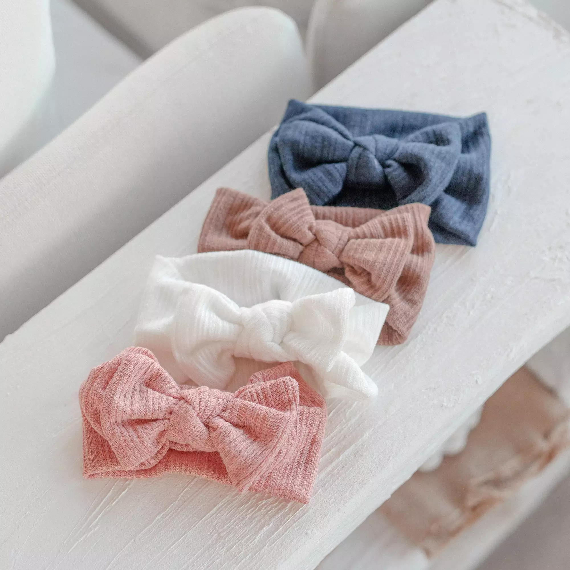 Baby Light Knit Single Soft Bow Knot Headband — Lipstick