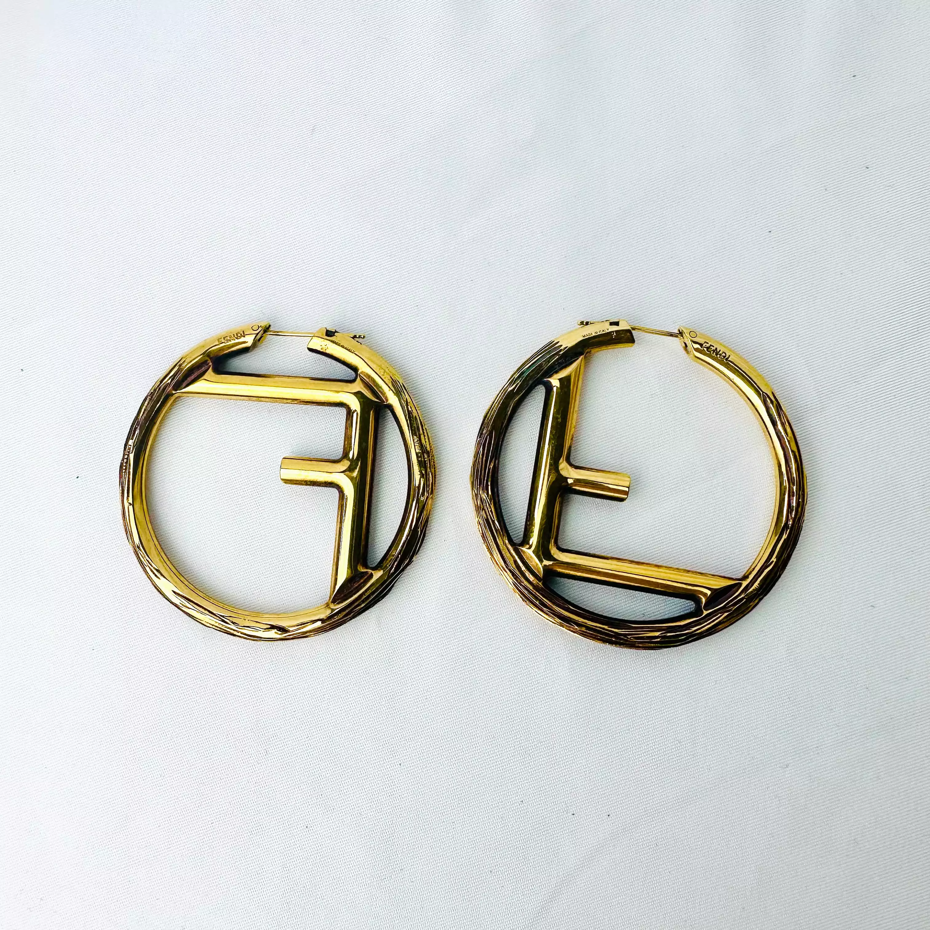 FENDI - EARRINGS LOGO F METAL GOLD