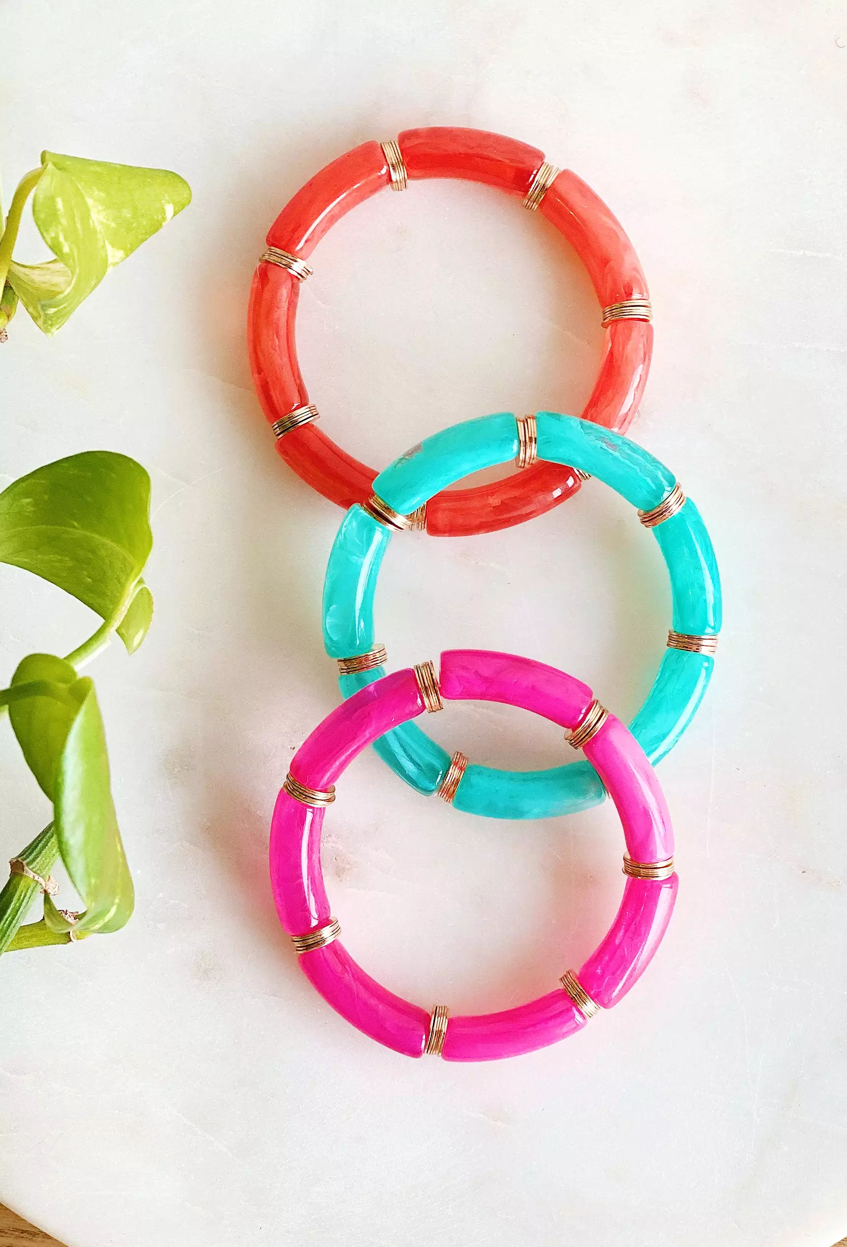 Mollie Acrylic Bracelet in Coral