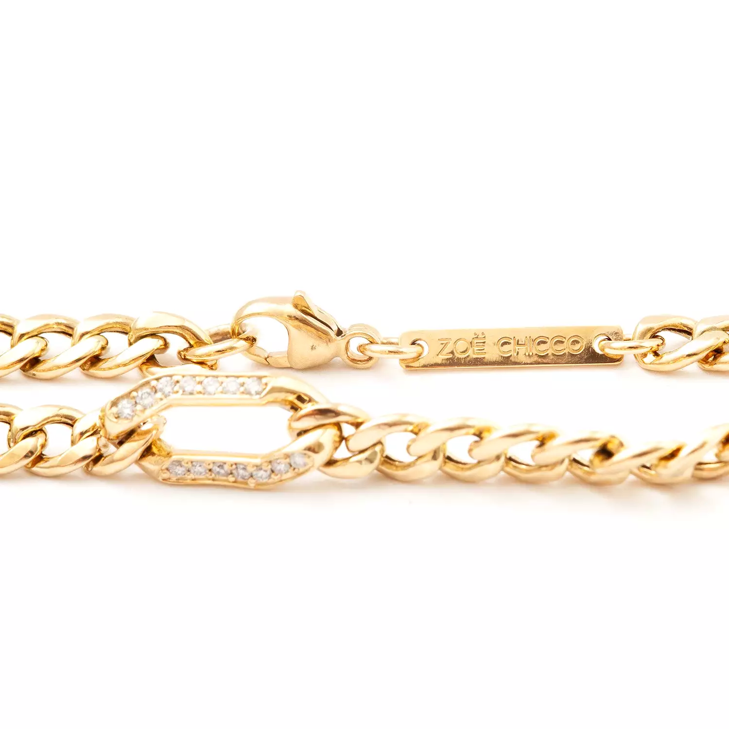 Pavé Oval Link on Medium Curb Chain Bracelet