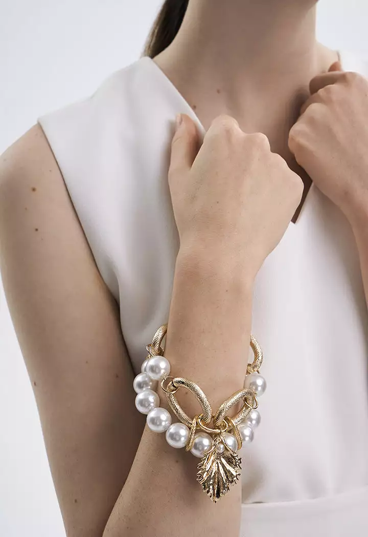 Pearl Gold Tone Chain Link Bracelet