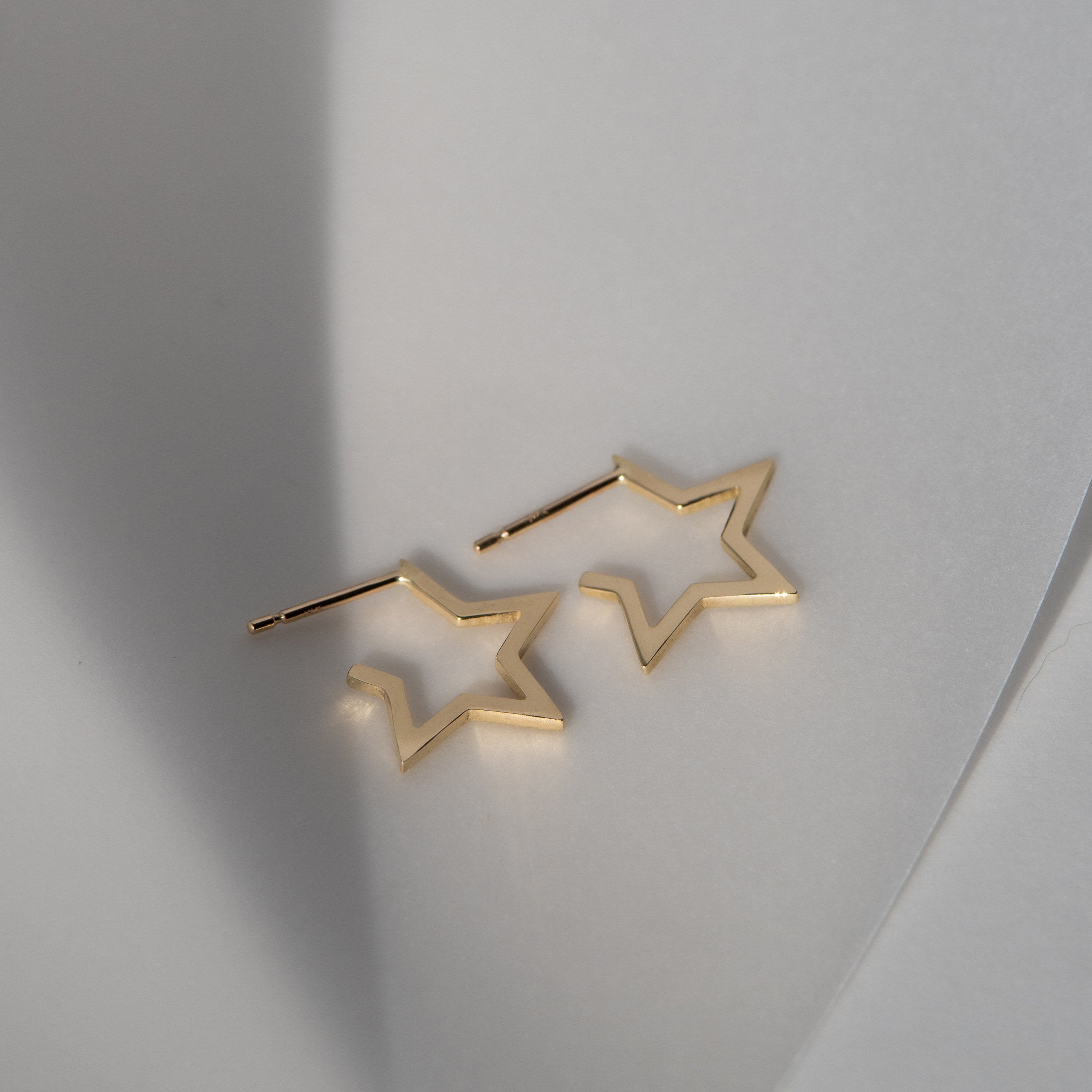 Stella Earring - Star Open Hoop Earring 14K Yellow Gold